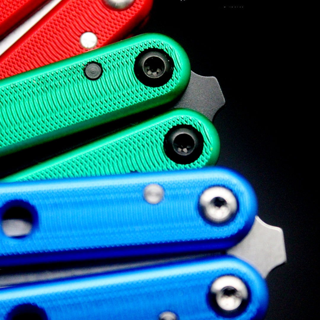 Squid Industries Squid Trainer V4 Balisong Butterfly Trainer – Winged Edge  Butterfly Knives & Balisong Trainers